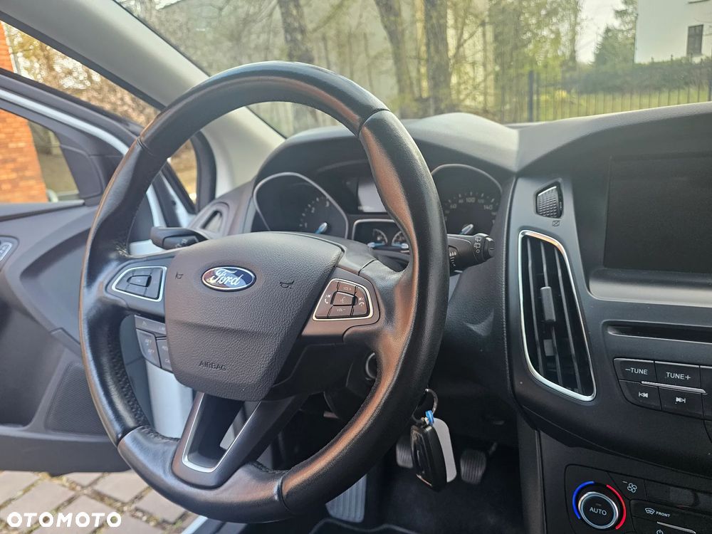 Ford Focus 1.5 TDCi DPF Start-Stopp-System Titanium - 17