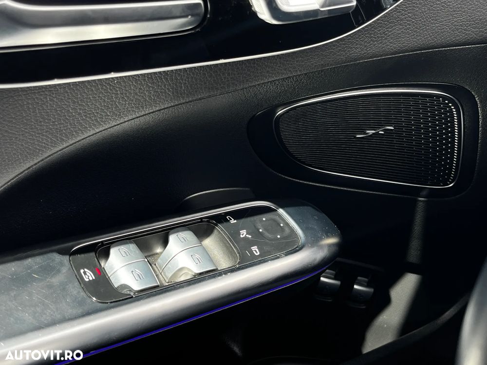 Mercedes-Benz C 300 e 4MATIC Aut. - 23