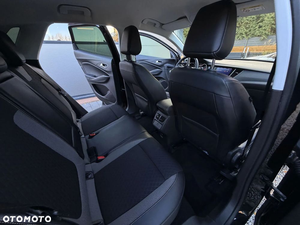 Opel Grandland X - 17