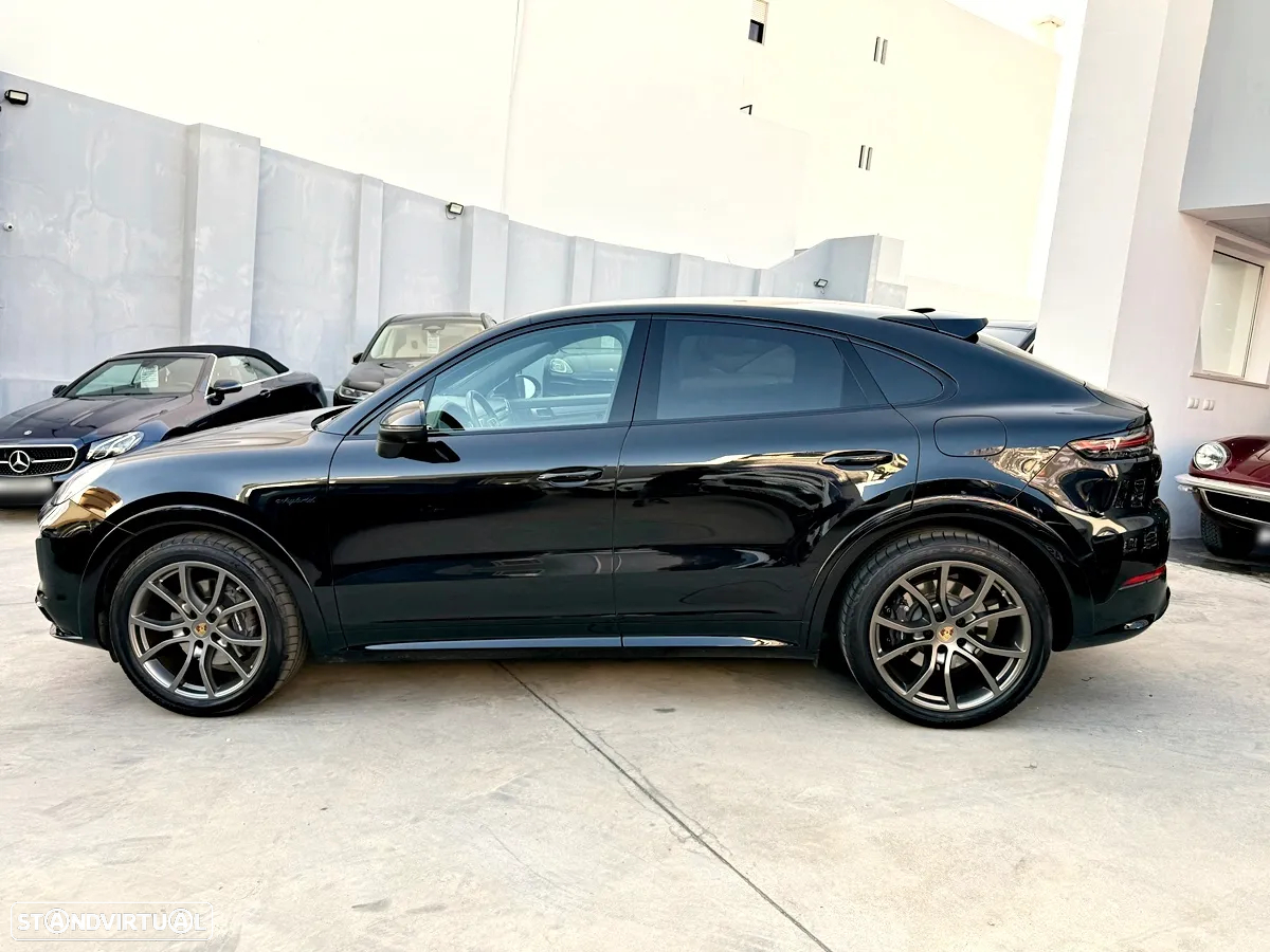 Porsche Cayenne Coupé E-Hybrid - 6