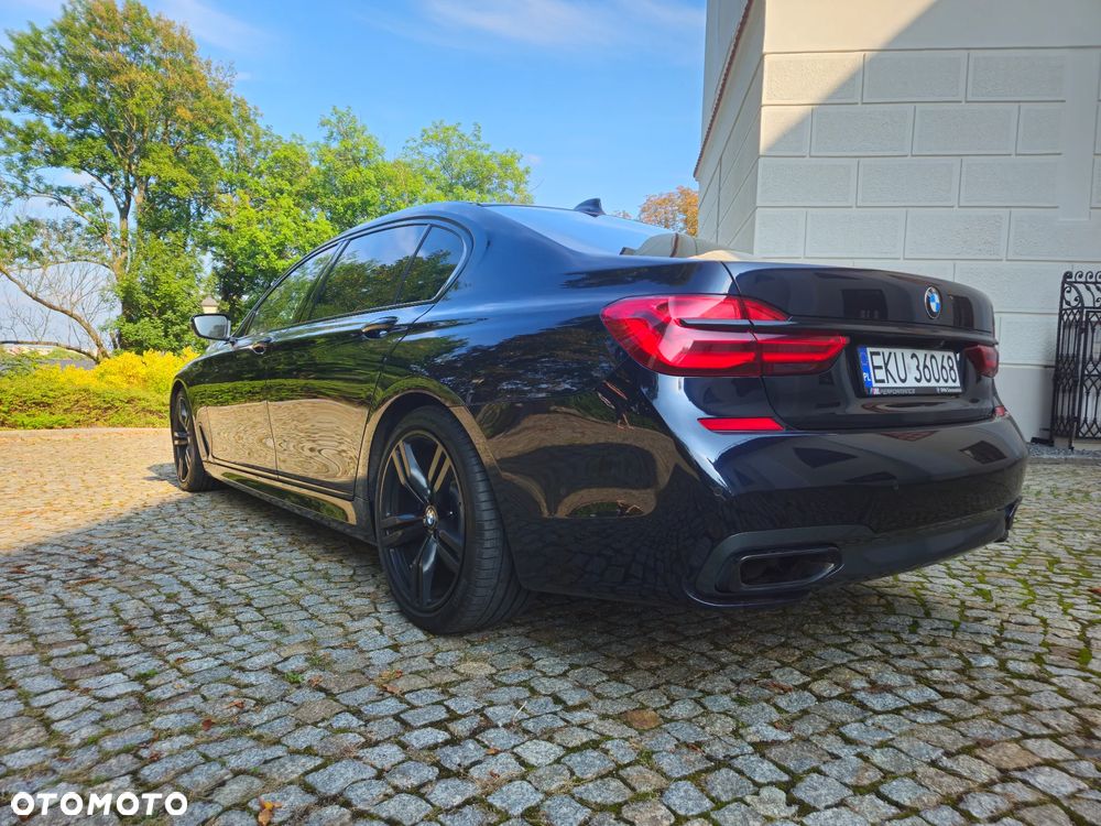 BMW Seria 7 750Li xDrive - 7