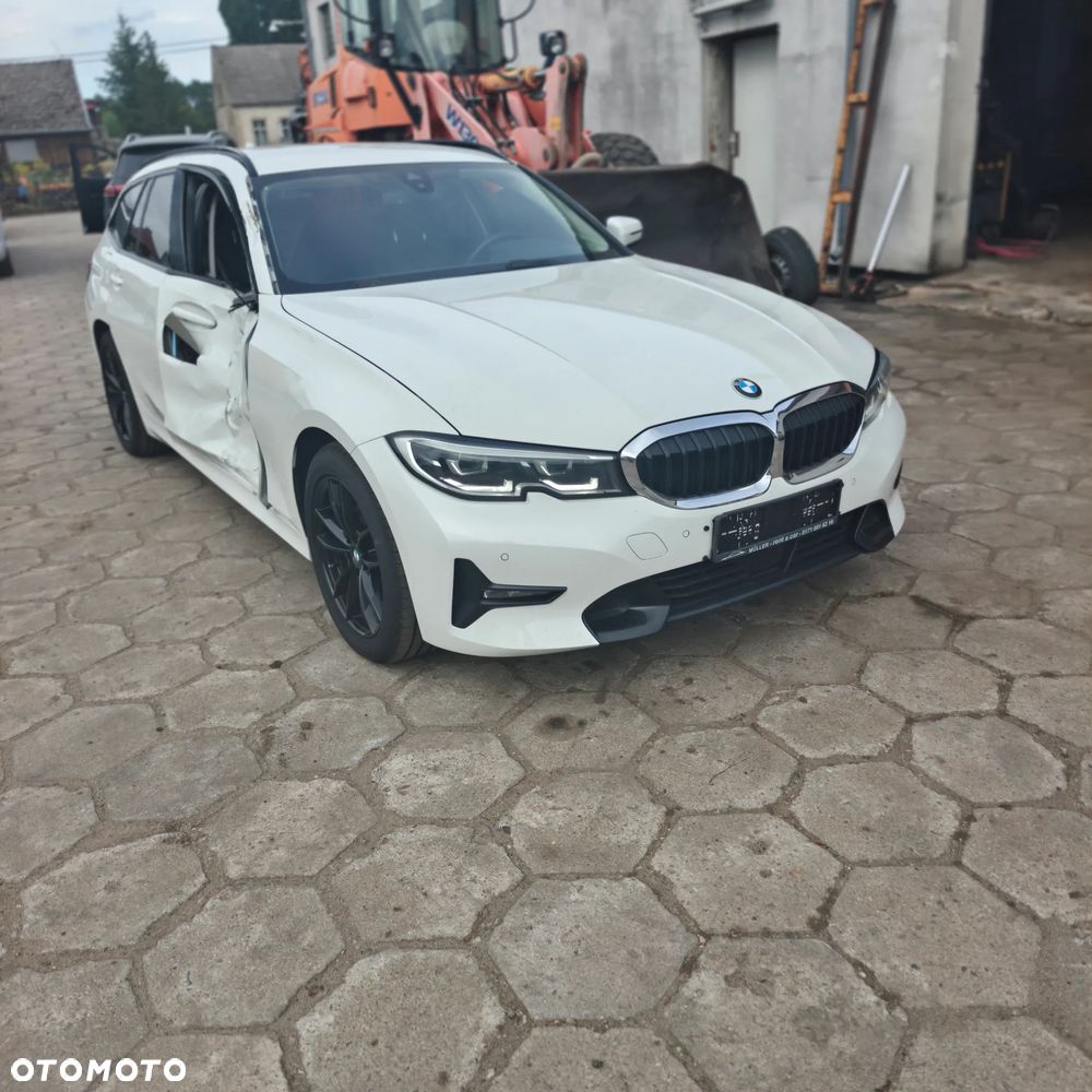 BMW Seria 3 320d Sport Line Shadow sport - 2