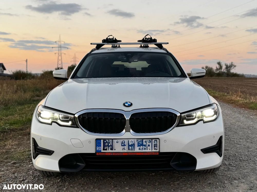 BMW Seria 3 318d Aut. Sport Line - 30