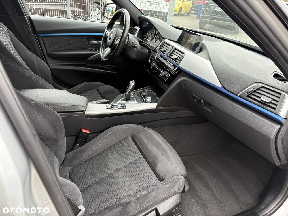 BMW Seria 3 320i GPF xDrive M Sport - 25