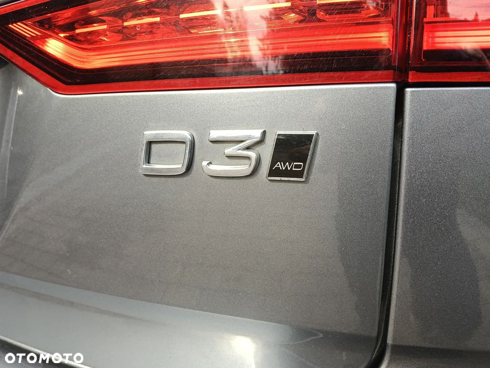 Volvo V60 Cross Country - 22