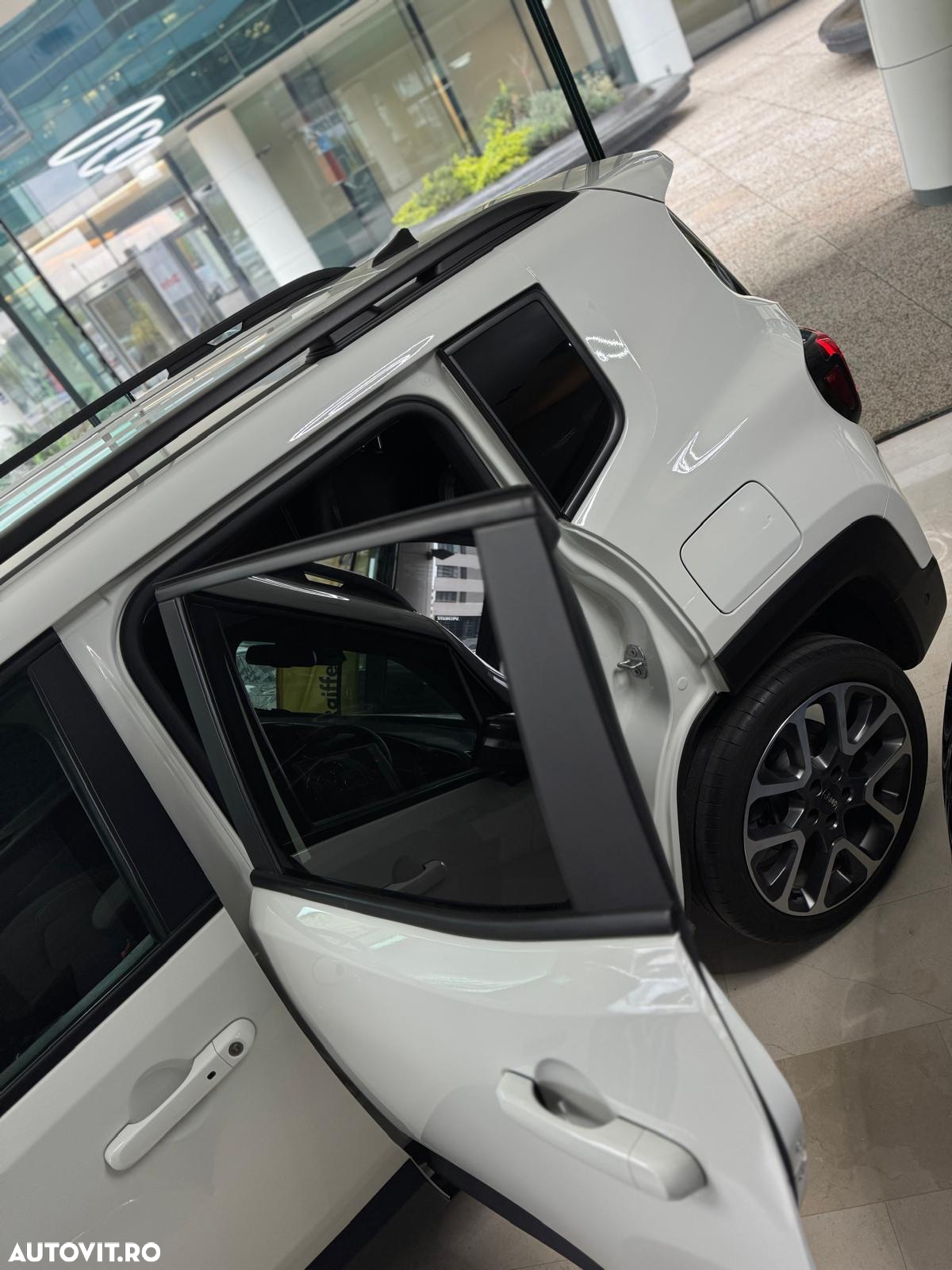 Jeep Renegade 1.3 T-GDI 4xe PLUG-IN Hybrid Automatik S - 13