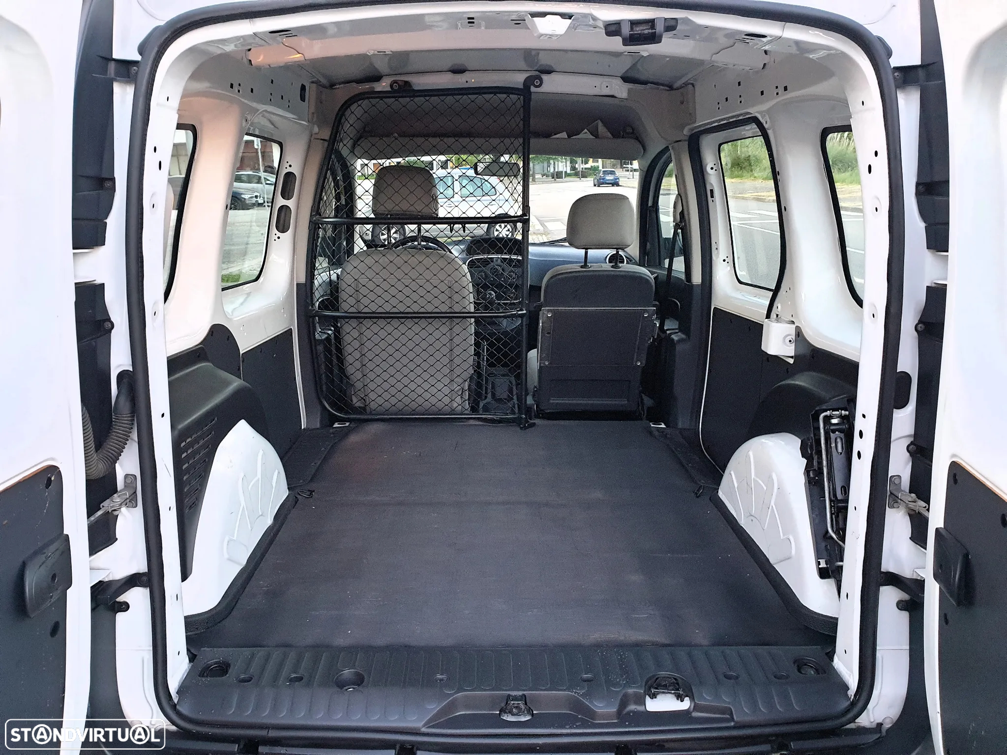 Renault Kangoo 1.5 DCI 47mil kms - 11