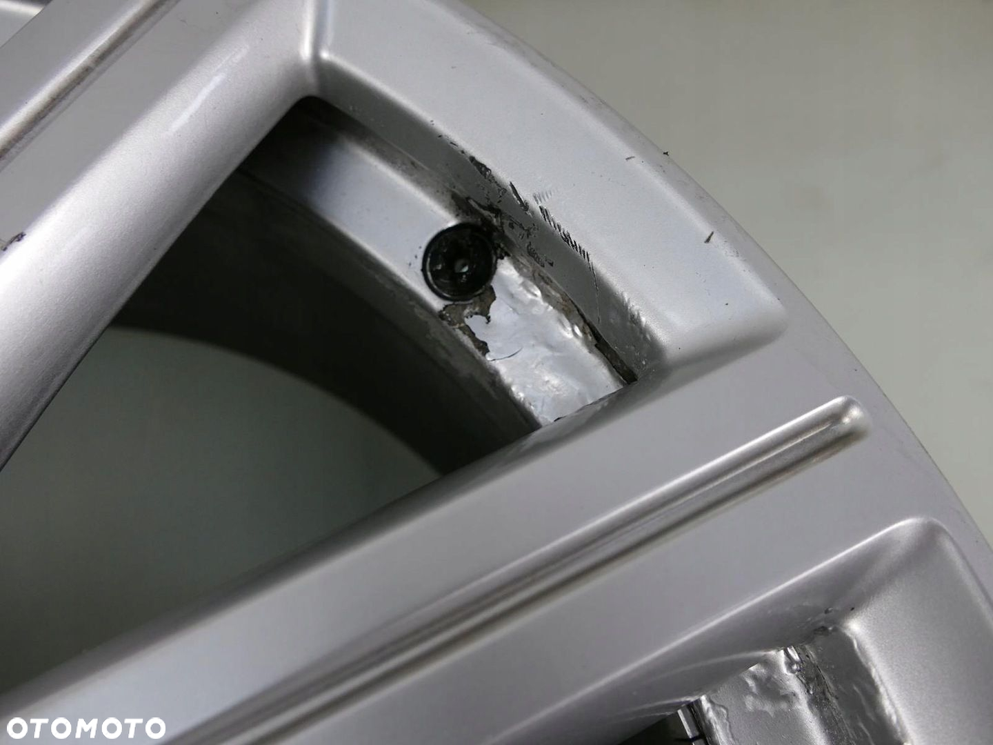 VOLVO XC60 I FELGA ALUMINIOWA 8Jx20 20" 31362385 - 3