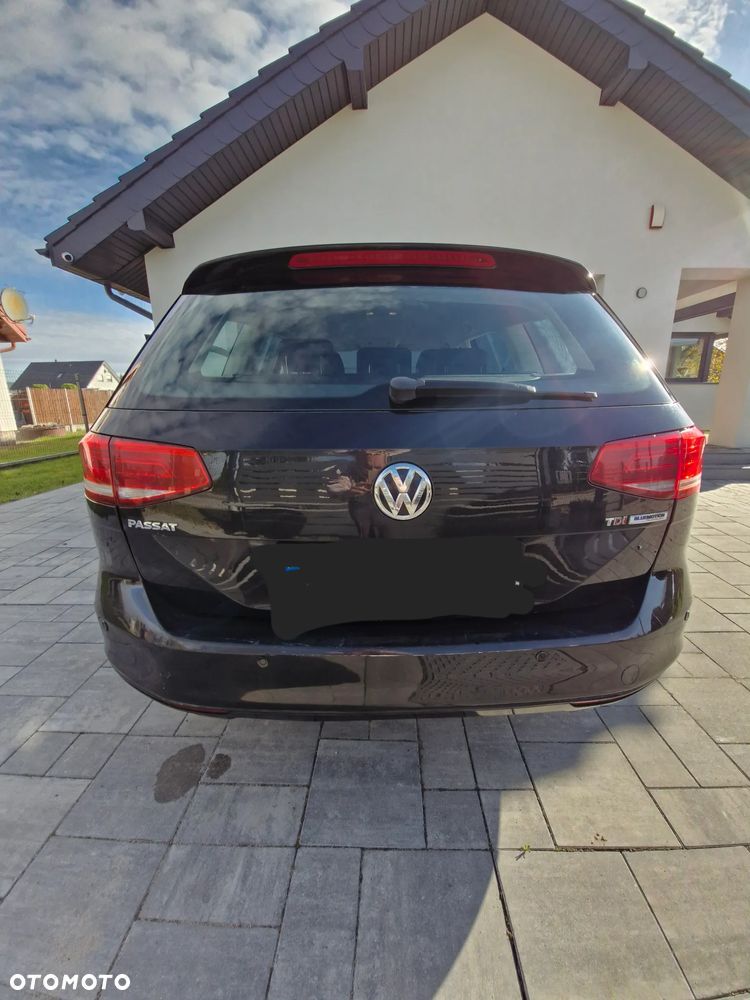 Volkswagen Passat - 8