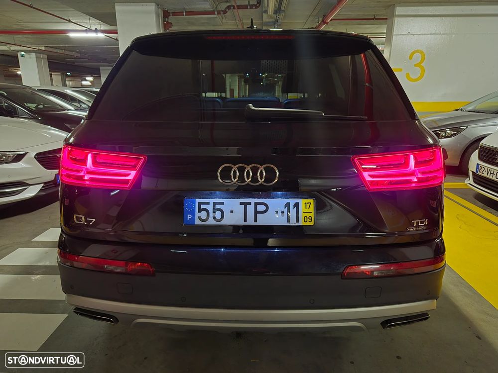 Audi Q7 3.0 TDi quattro S-line Tiptronic 7L - 5