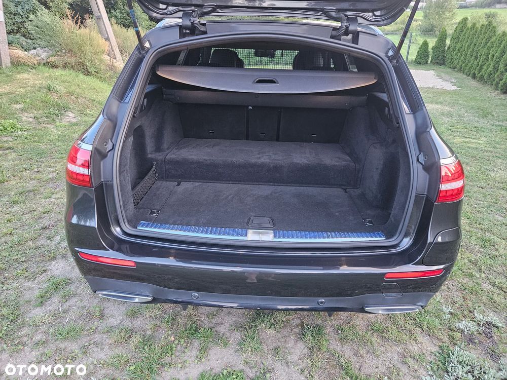 Mercedes-Benz Klasa E 300 de 4Matic 9G-TRONIC Avantgarde - 12