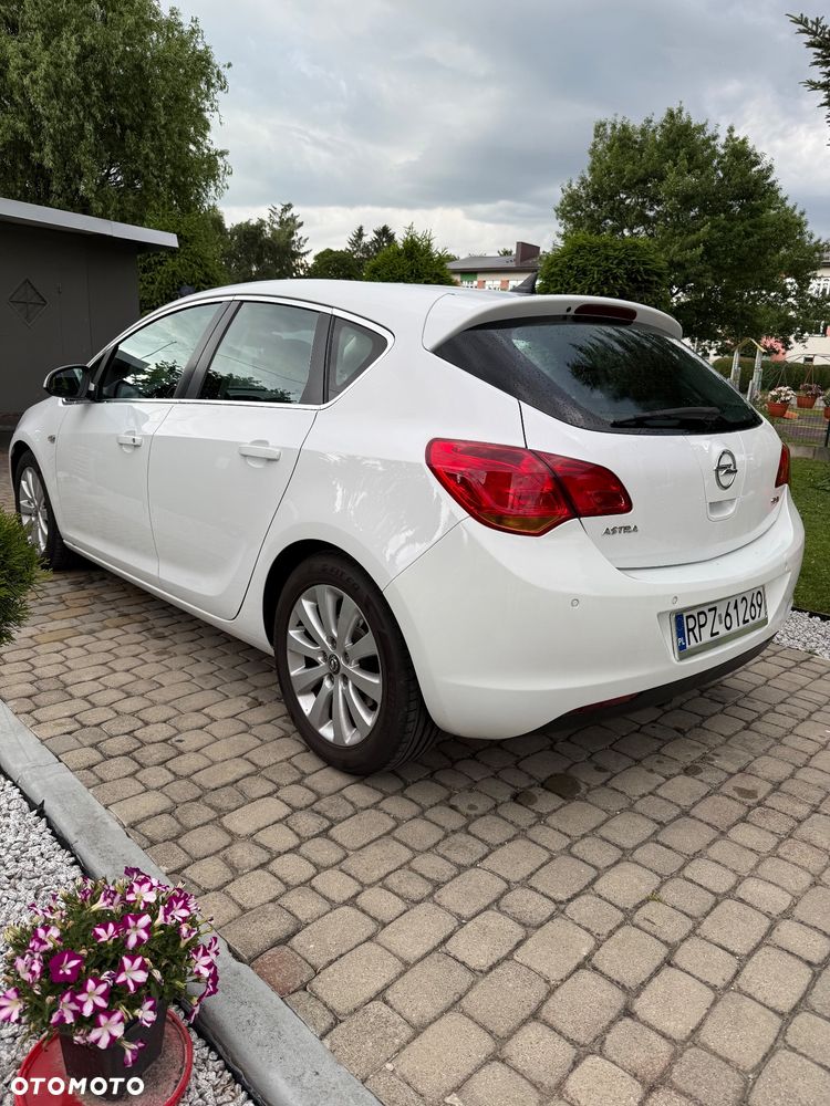 Opel Astra - 6
