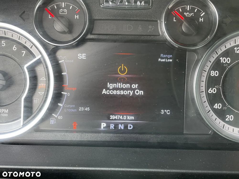 RAM 1500 - 9