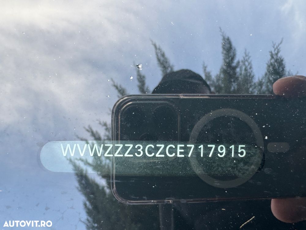 Volkswagen Passat CC 2.0 TDI BlueMotion Technology DSG - 17