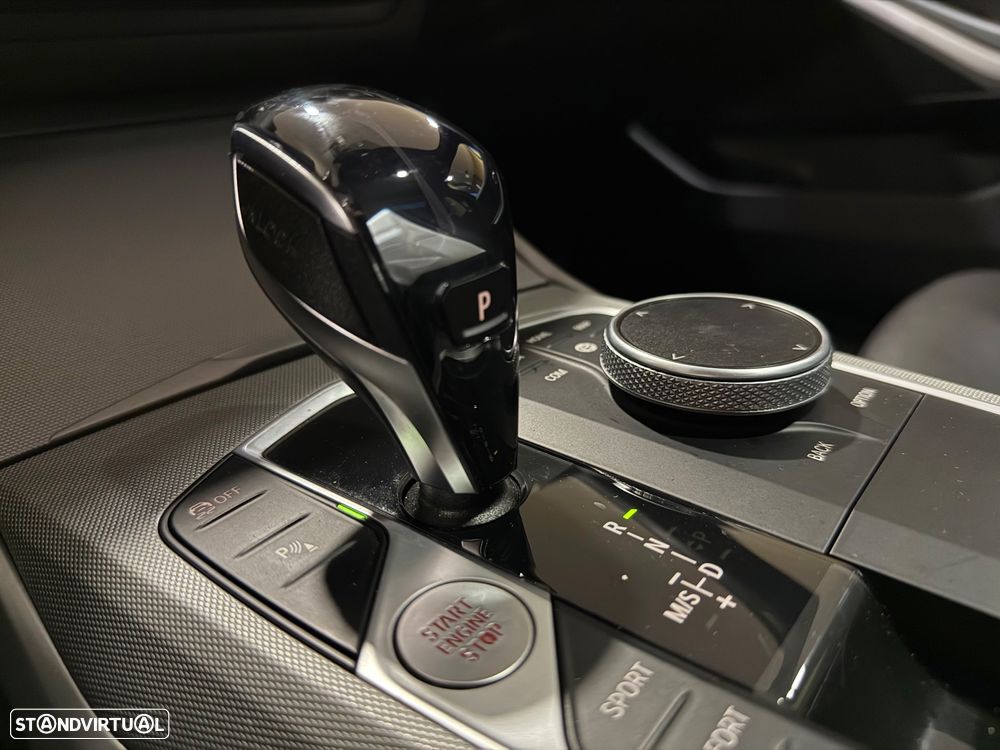 BMW 320 d Line Sport Auto - 43