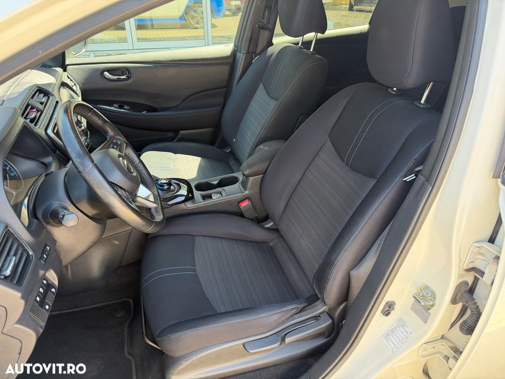Nissan LEAF - 9