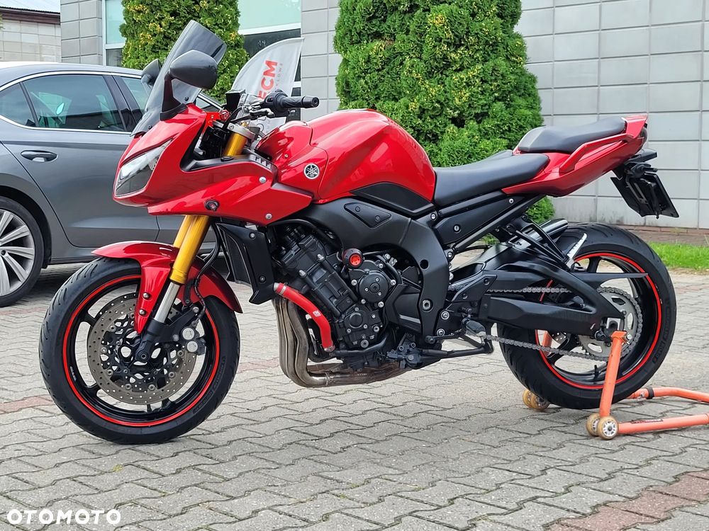 Yamaha FZ - 11
