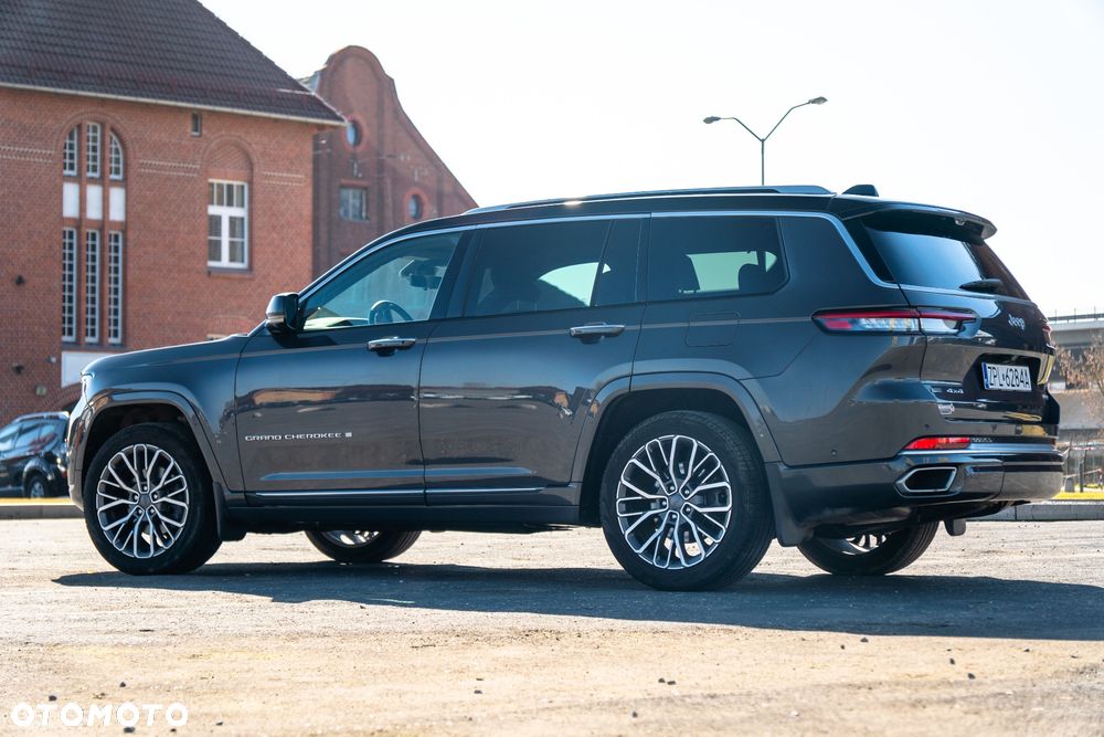 Jeep Grand Cherokee 5.7 V8 HEMI Summit - 5