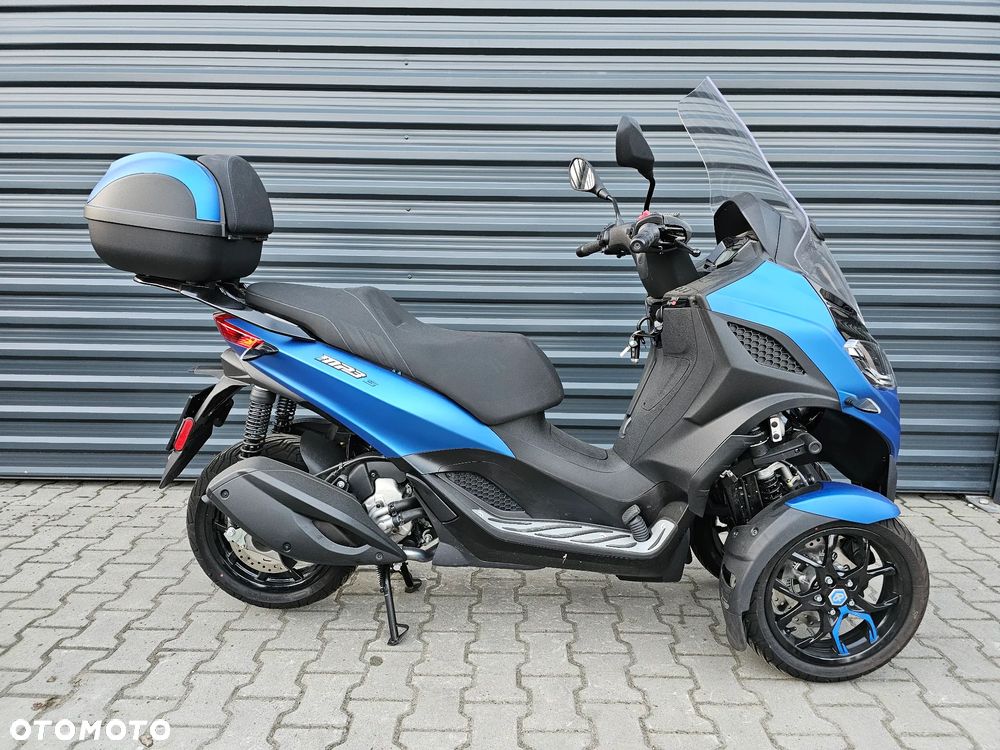 Piaggio MP-3 - 1