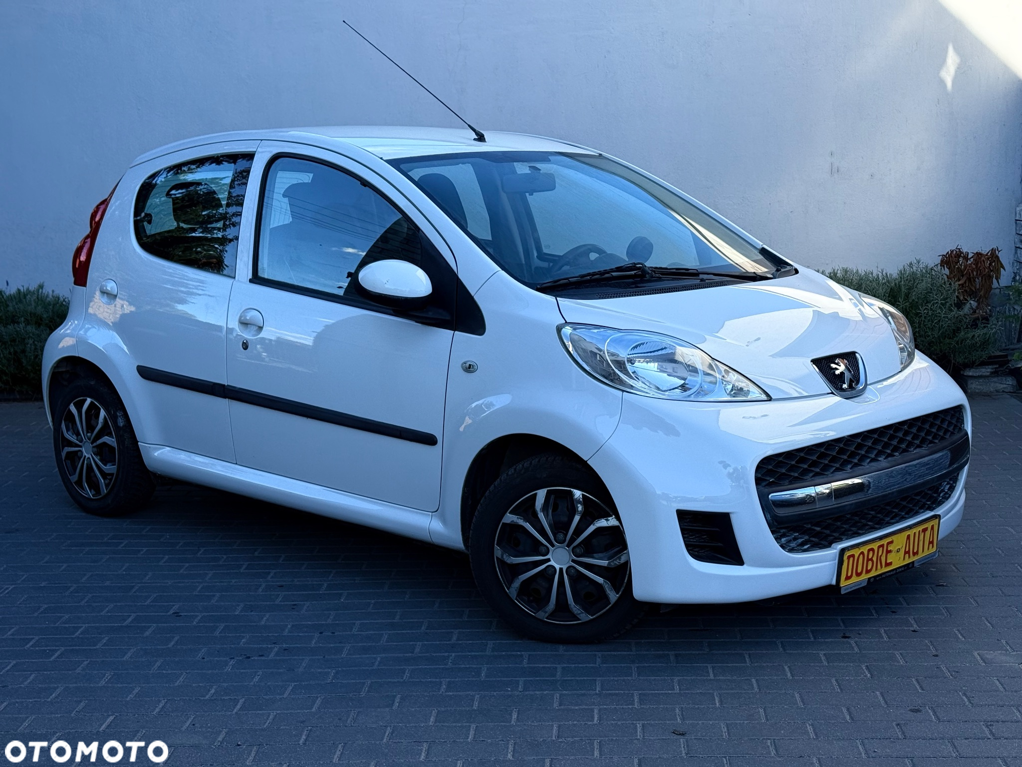 Peugeot 107 1.0 Happy - 18