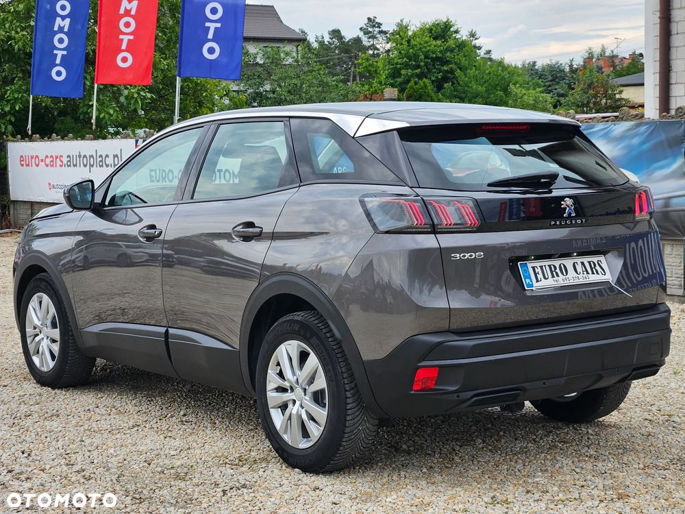 Peugeot 3008 1.2 PureTech Road Trip S&S EAT8 - 9