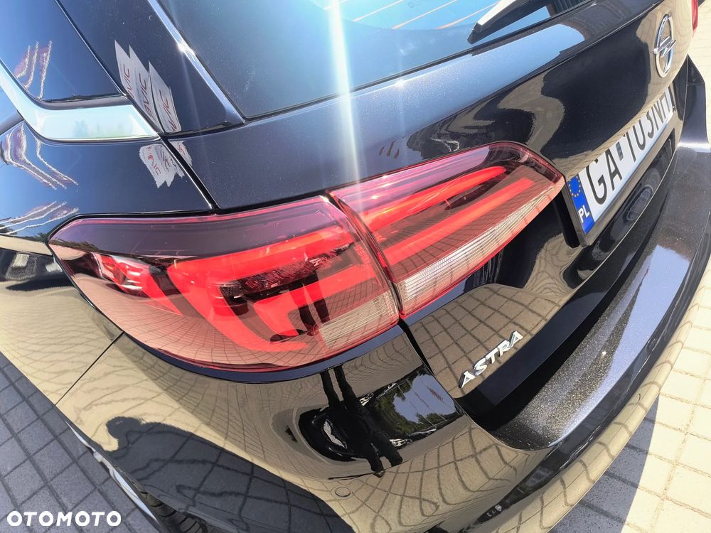 Opel Astra 1.6 T GPF Dynamic S&S - 28