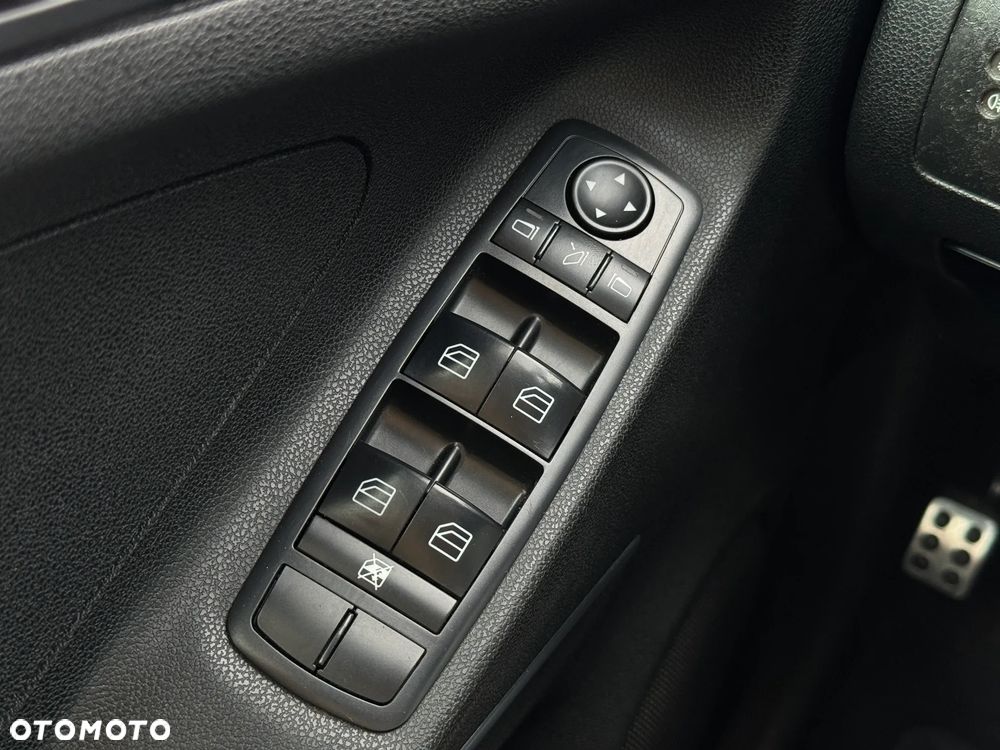 Mercedes-Benz ML 320 CDI 4-Matic - 32