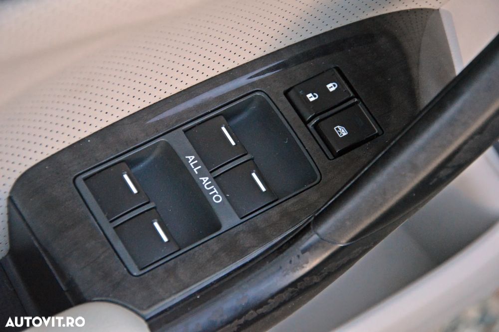 Honda Accord 2.2 i-DTEC AT Executive Navi - 32