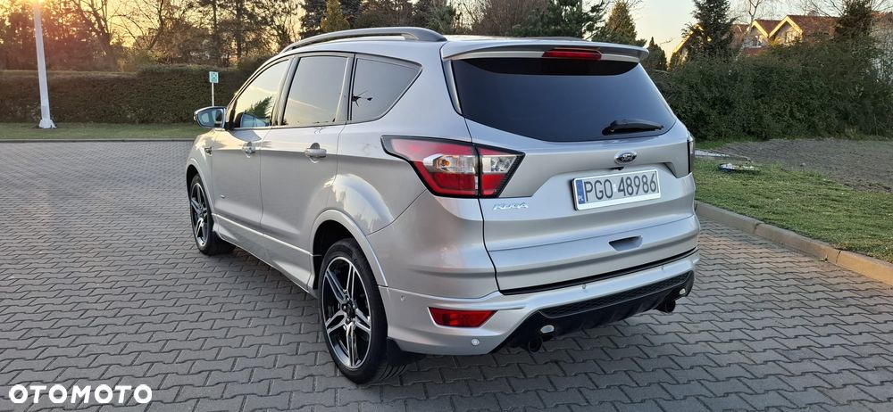 Ford Kuga 2.0 TDCi 4x4 ST-Line - 6