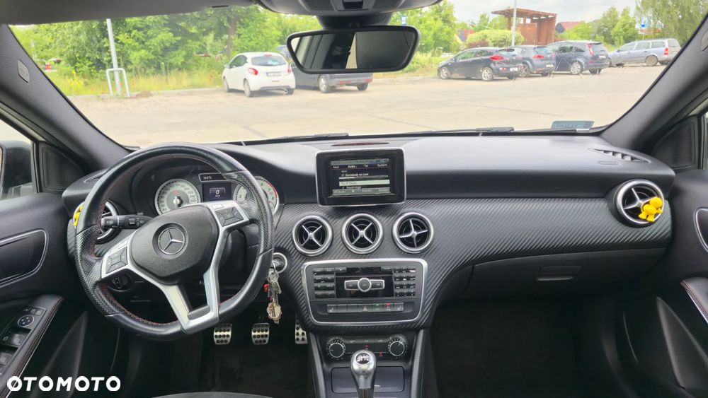 Mercedes-Benz Klasa A 180 BlueEfficiency Edition - 10
