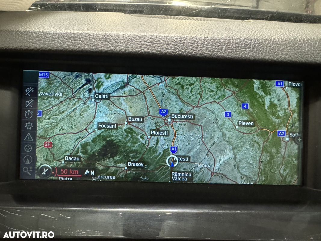 dezmembrez bmw F10 F11 520d culoare B90 gri închis Sophistograu motor impecabil km reali 185000 km cutie manuală 6 trepte uși ușa stângă aripa capota portbagaj interior bej crem - 6