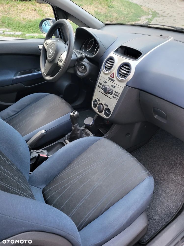 Opel Corsa - 4