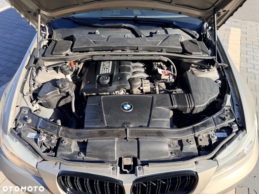 BMW Seria 3 - 18