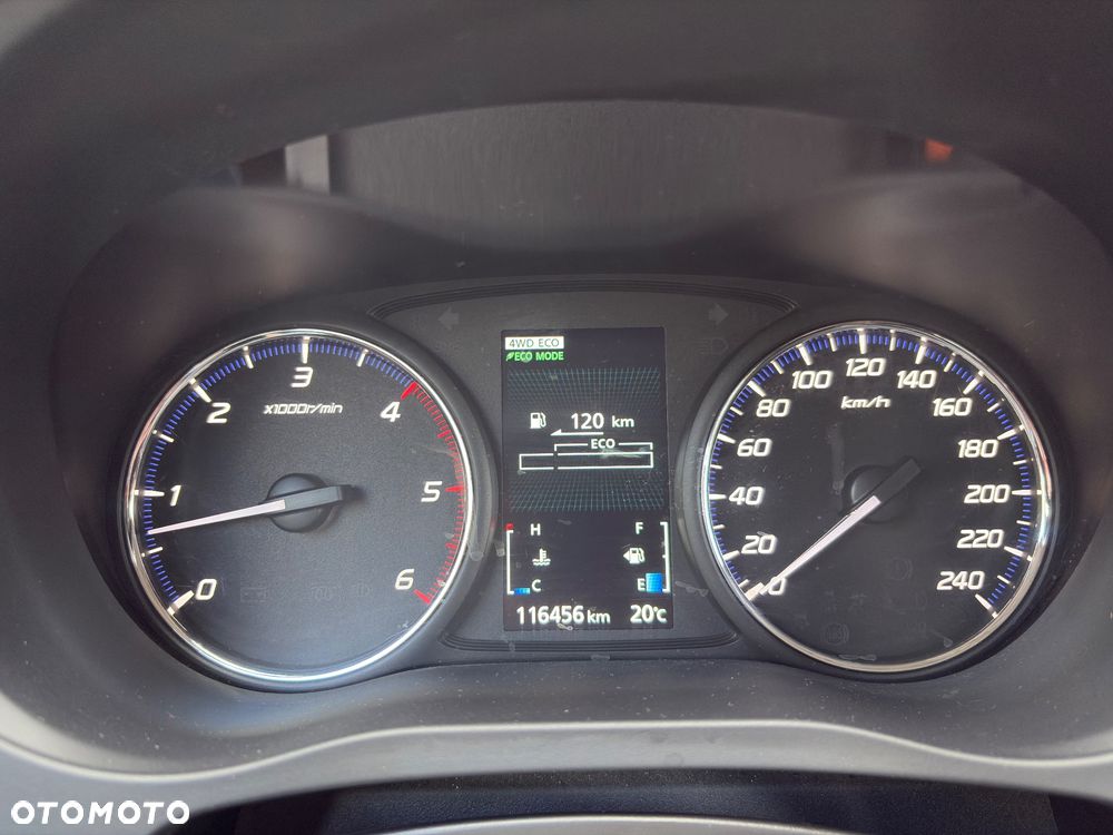 Mitsubishi Outlander 2.2 DID Intense + 4WD - 27