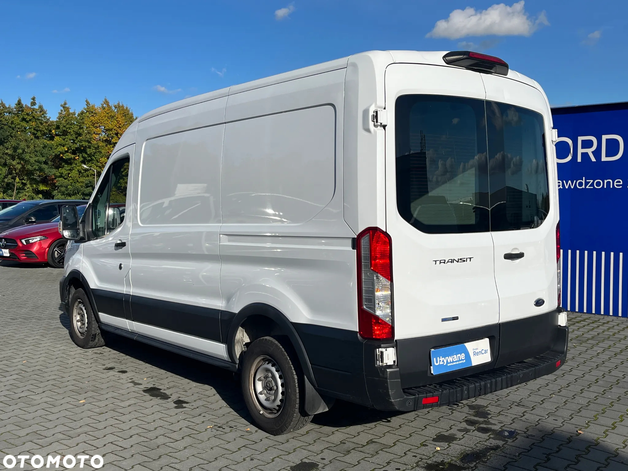 Ford Transit 2.0 EcoBlue Hybrid L2H2 Trend 310M - 4