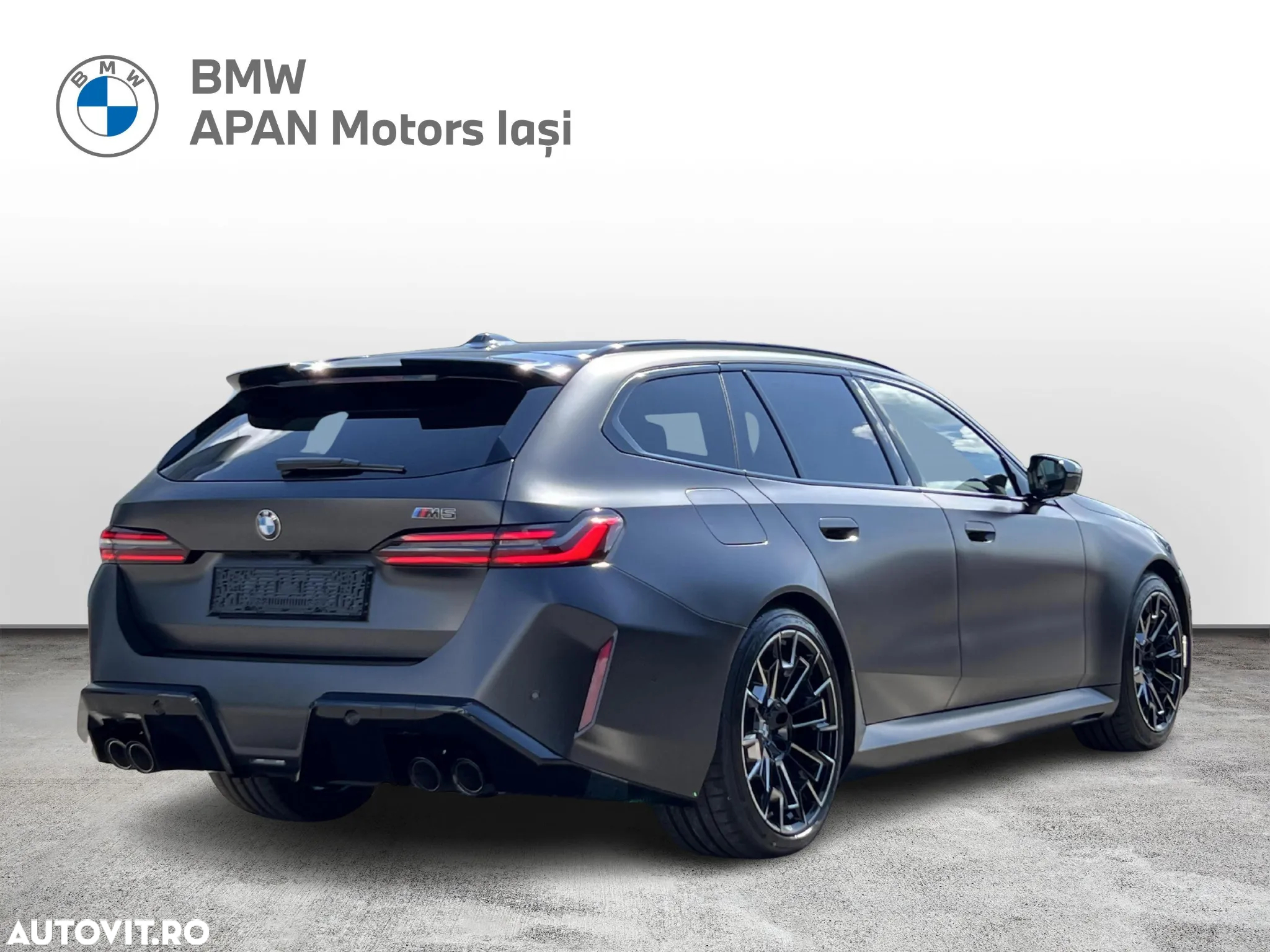 BMW M5 xDrive Touring - 8