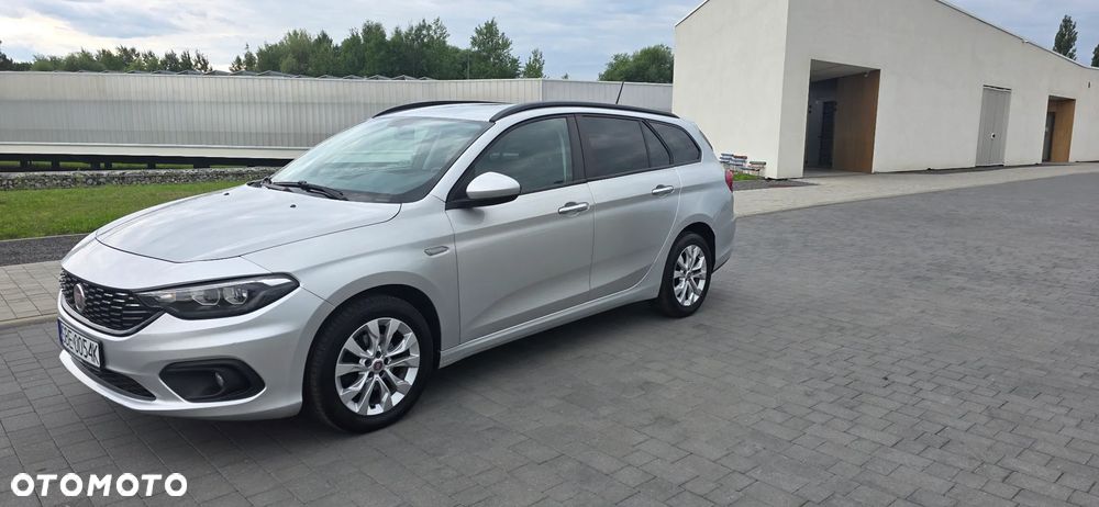 Fiat Tipo 1.4 T-Jet Easy - 1