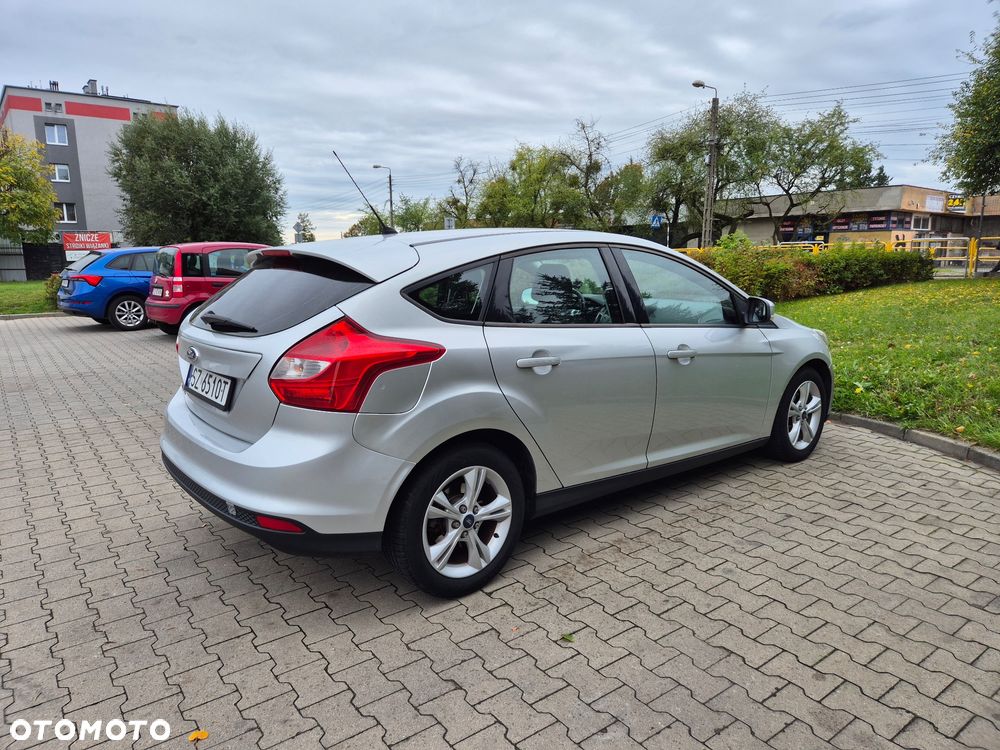 Ford Focus 2014 photo 2