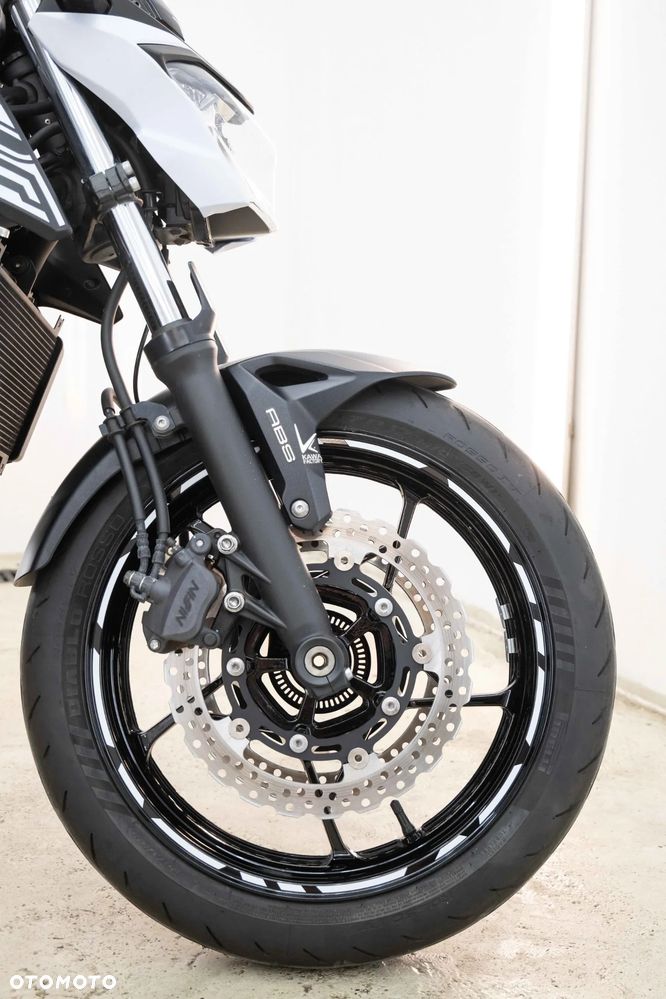 Kawasaki Z 650 - 30