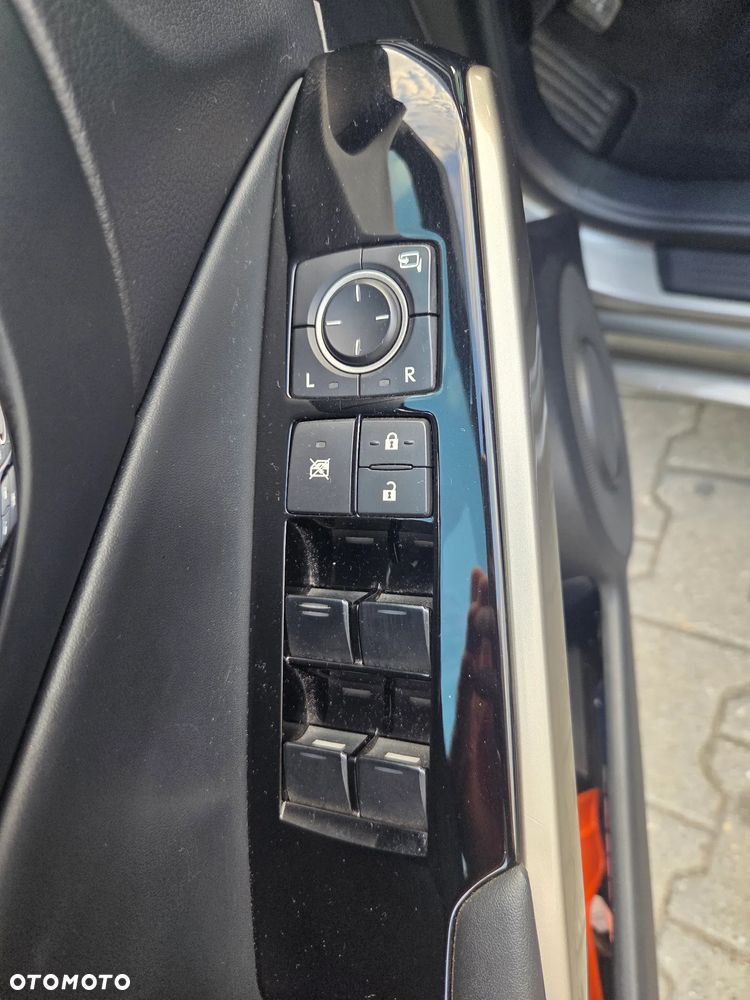 Lexus IS 200t Elegance - 14