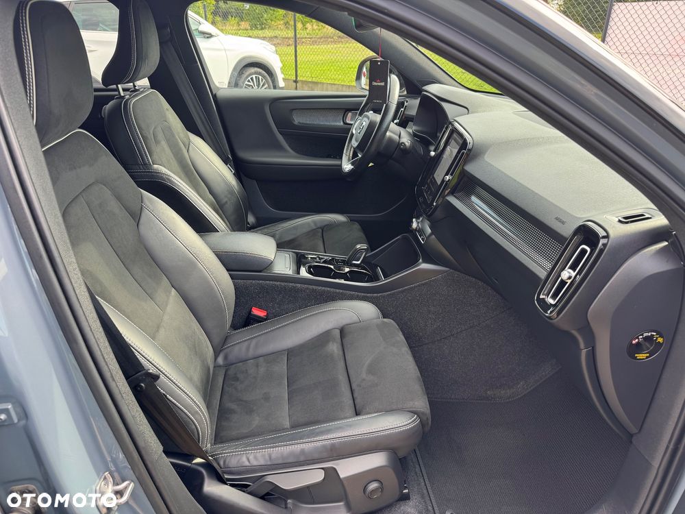 Volvo XC 40 T2 Core - 25