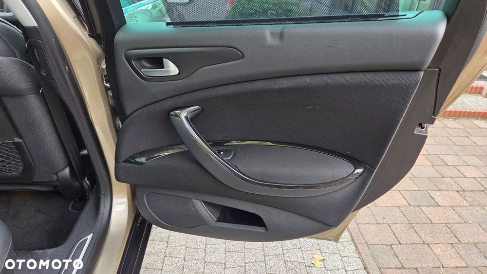 Citroën C5 2.0 16V Exclusive - 36
