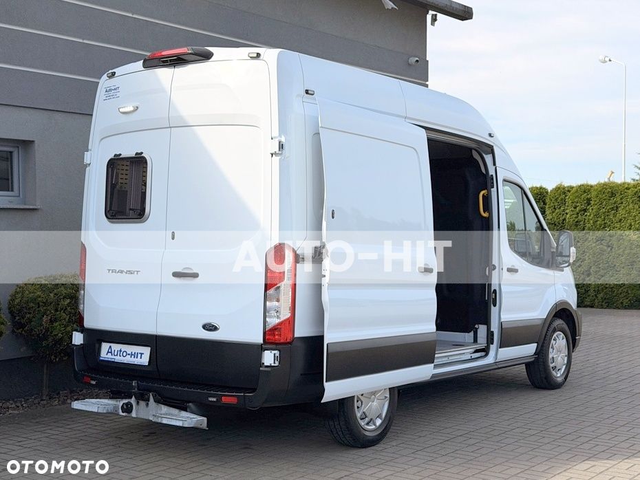 Ford Transit - 13