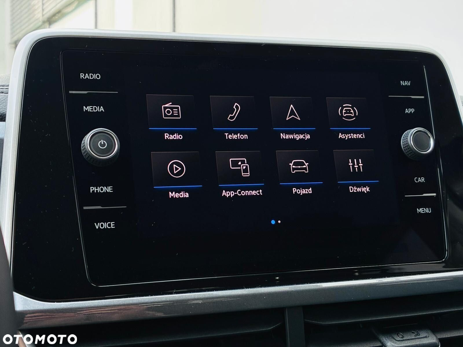 Volkswagen T-Roc - 15