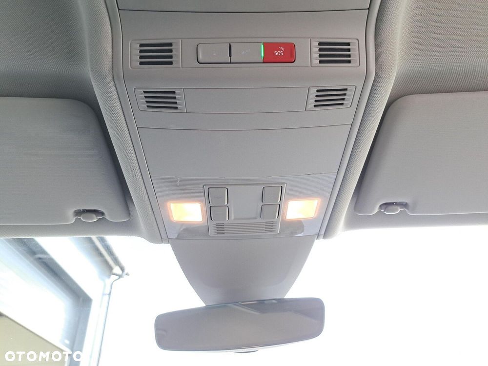 Volkswagen Touran 1.5 TSI EVO Comfortline Plus DSG - 30