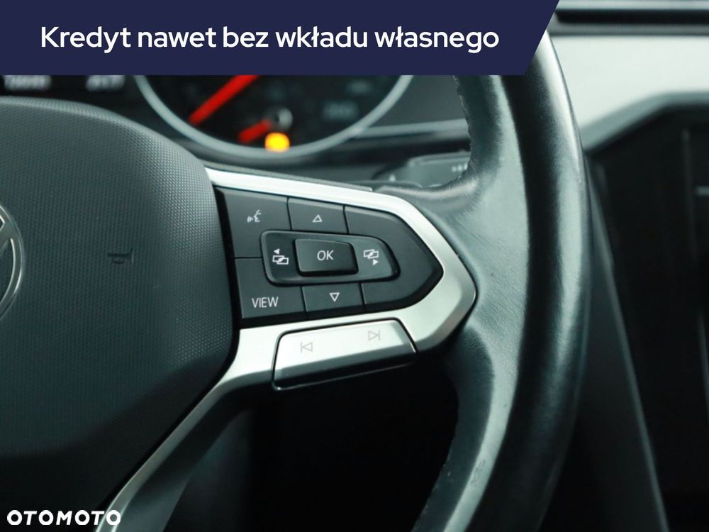 Volkswagen Passat - 19