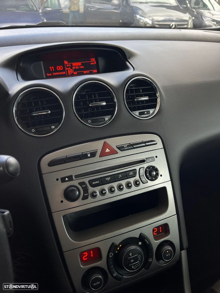 Peugeot 308 SW 1.6 HDi Executive - 6