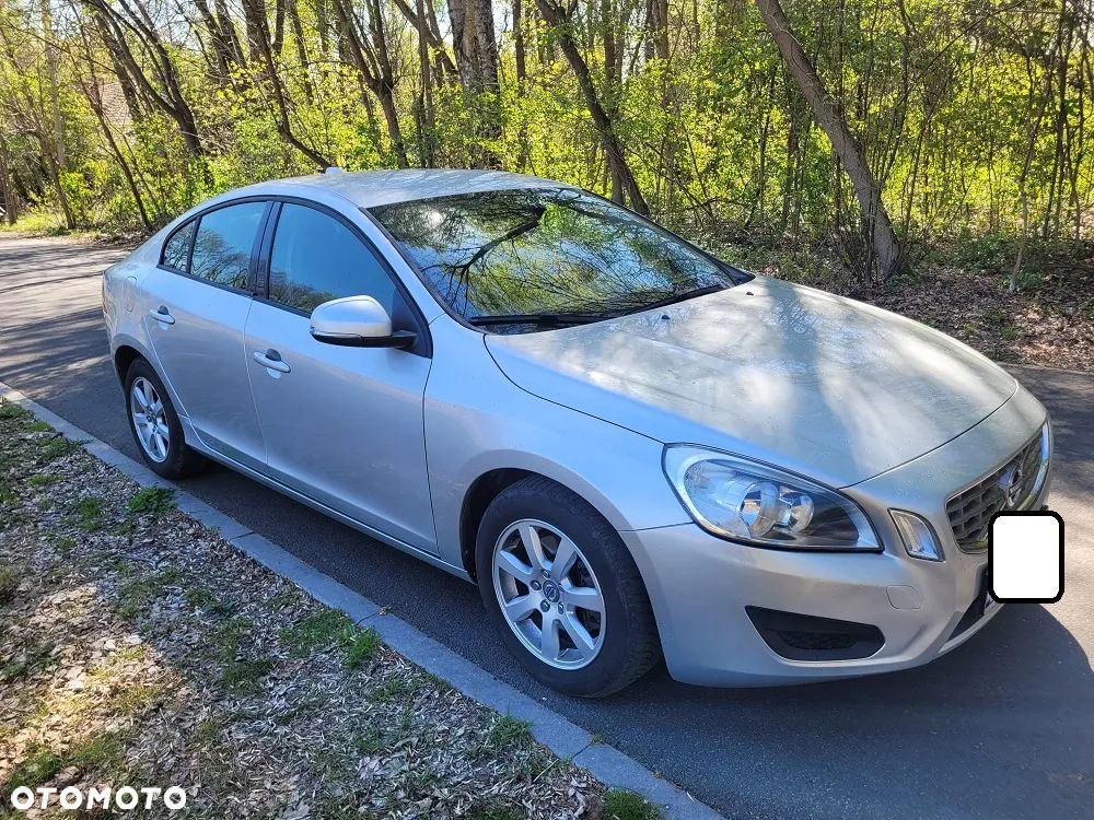 Volvo S60 DRIVe Kinetic - 3
