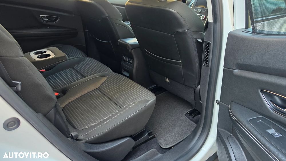 Renault Scenic ENERGY dCi 110 LIMITED - 17