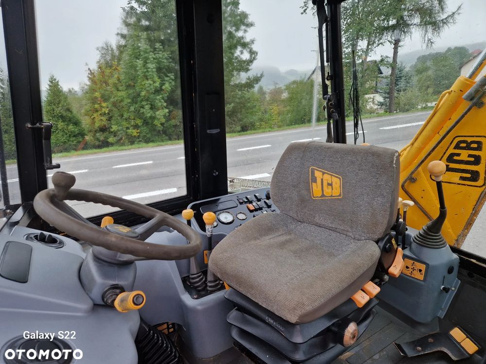 JCB 2CX - 8